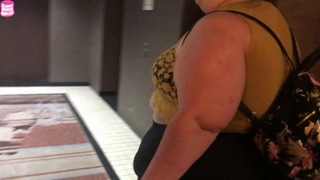 6567100_follow-me-through-the-casino-while-i-enjoy-a-little-time-pla_0.mp4
