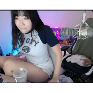 AriaSaki-2022-12-11-11233.26-1080p-streamshot.png
