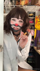 1197188790_clussy-the-clown-after-hours-brat-edition-10-43mins_0.mp4