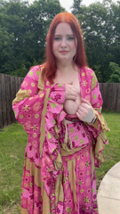 1078473112_sneaky-outdoor-flash_0.mp4