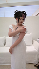 1126292037_black-or-white-as-you-can-see-both-are-very-easy-acc_0.mp4
