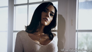 Tia Cyrus Solo.mp4