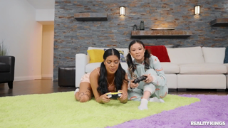 RealityKings - Gamer Girlfriend Gets Sneaky.mp4
