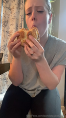 1009604756_first-real-meal-since-getting-the-flu-look-how-flat-my-tumm_0.mp4