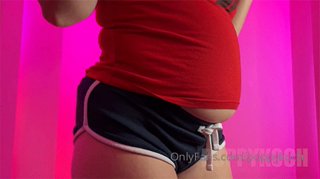 1074820997_old-shorts-try-on-120lbs-vs-145lbs-is-going-to-your-inboxe_1.mp4