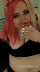 1433614375_full-video-alert-watch-me-play-with-my-belly-while-i-down_0.mp4