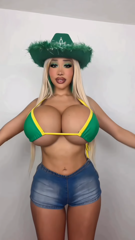940aa7e4-4dab-4b41-9b38-5147d222e21c.mp4