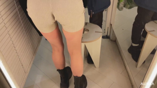 В Примерочной Школьница Показала Себя. Вернулись Домой И Потрахались. - Pornhub.com.mp4