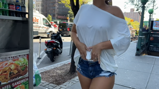 Rocky - Oversized White T-Shirt.mkv
