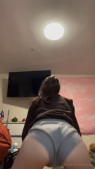 0hi85wtbp0nu2xye23y5c_source.mp4