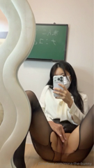 Wanna learn some Japanese from Mina sensei 💗Be a good student and you might get rewarded…20 minut(1).mp4