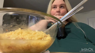 1686578955_scarfing-down-dinner-and-late-night-cereal-with-whole-milk-f_0.mp4