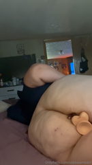 1070177312_can-you-help-me-in-these-tight-places_0.mp4