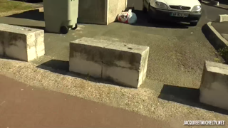 Melinda, beurette aux gros seins de 18 ans [J&M].mp4